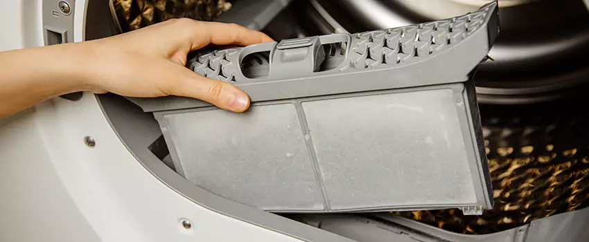 Signs Of A Clogged Dryer Lint Trap in West Babylon, New York